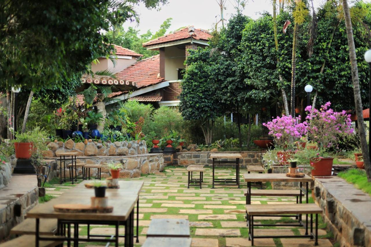 Achalaa Resort Kolhapur Exterior photo